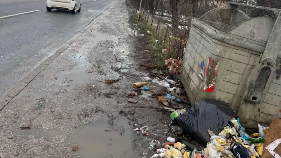 (ФОТО) Насеље Ада у катастрофалном стању: Градска власт годинама окреће главу