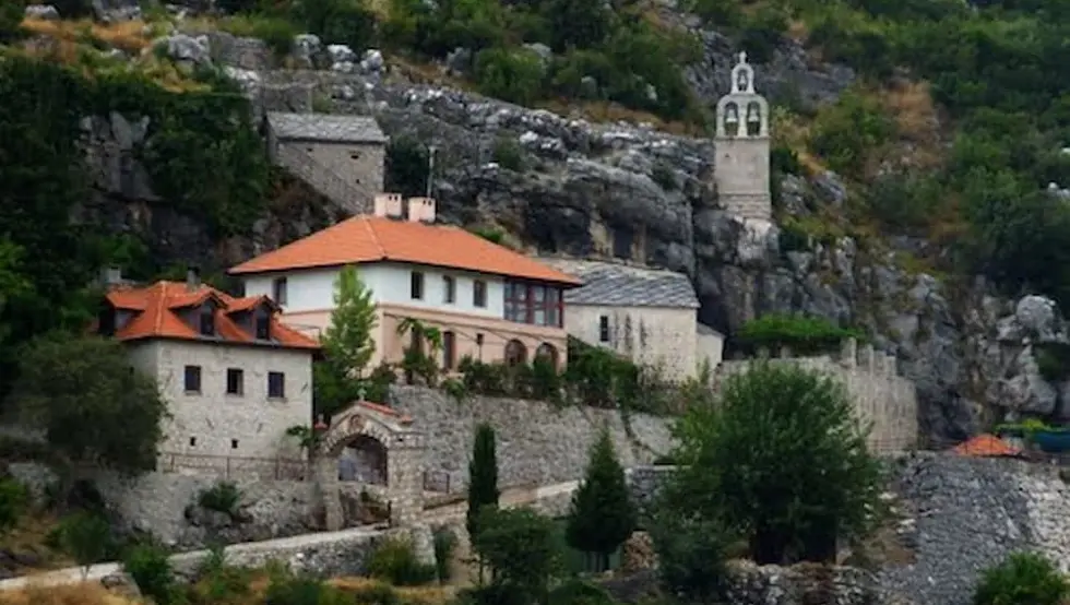 манастир Завала