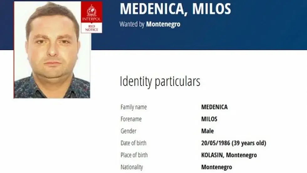 Црвена потјерница за Милошем Меденицом на страници Интерпола