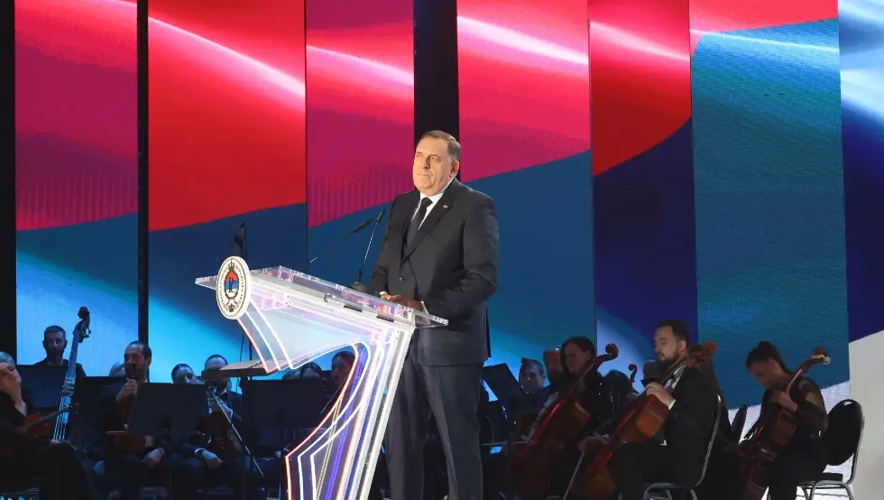 Милорад Додик