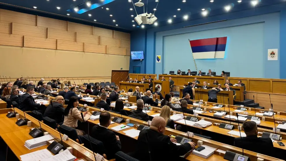 Почела посебна сједница НСРС о усвајању оставке Саве Минића