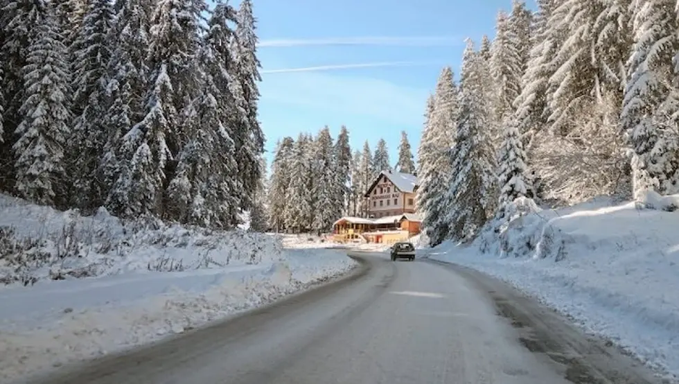 Путеви на Романији очишћени