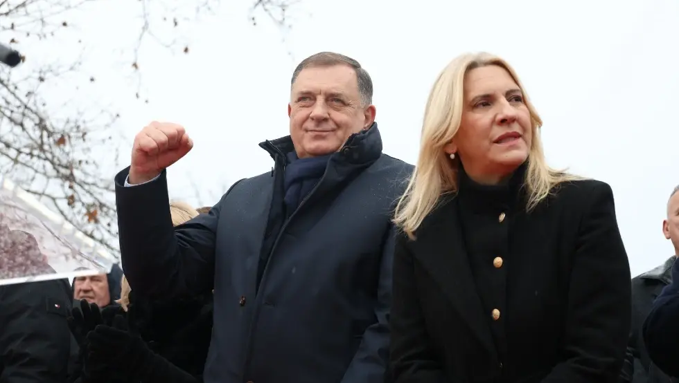 (ФОТО) Цвијановић: Славна прошлост, сигурна будућност - Република Српска!