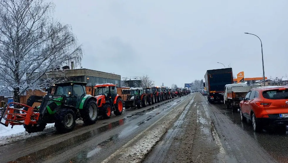 Протест мљекари Приједор