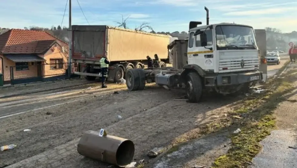 Погинуо радник градске чистоће, двојица повријеђена