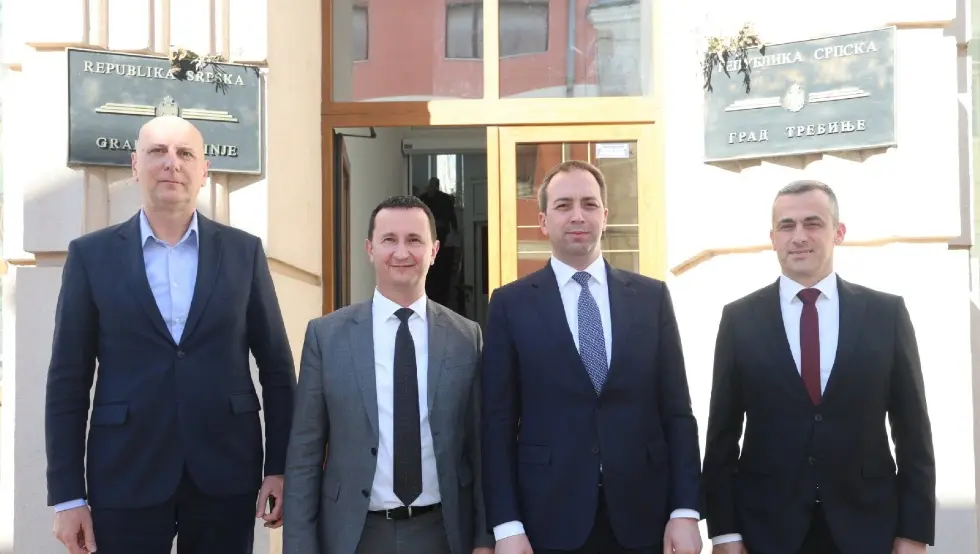 Ћурић и Селак