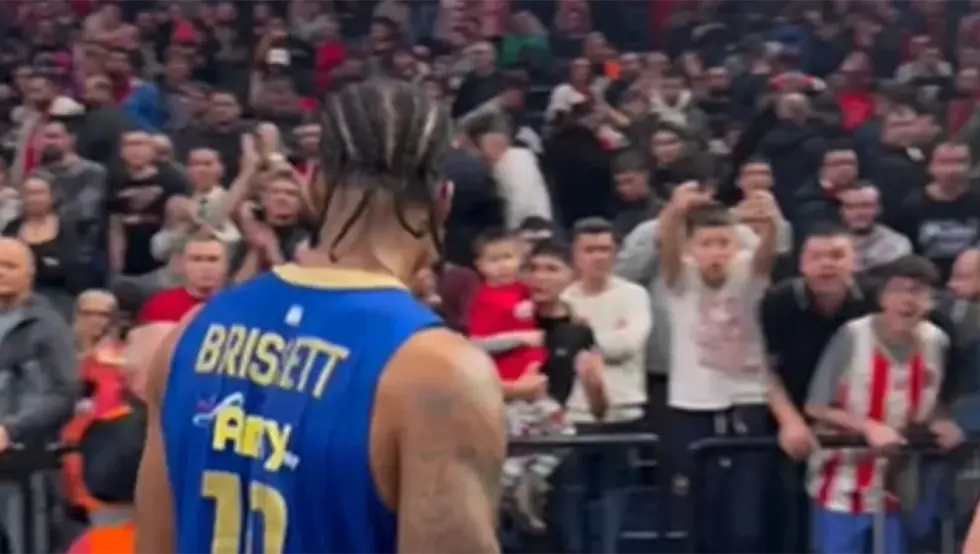 Брисет провоцирао навијаче Звезде, летјели предмети на играча Макабија