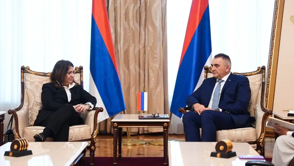 Минић са Кастеланијевом: Успјешна сарадња огледа се у снажним економским показатељима