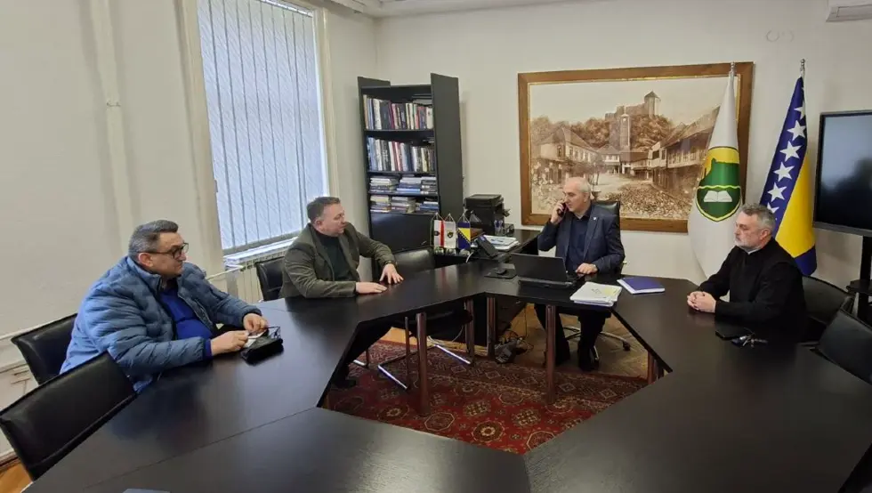 Јовић: Помоћ српским повратничким породицама у Тешњу