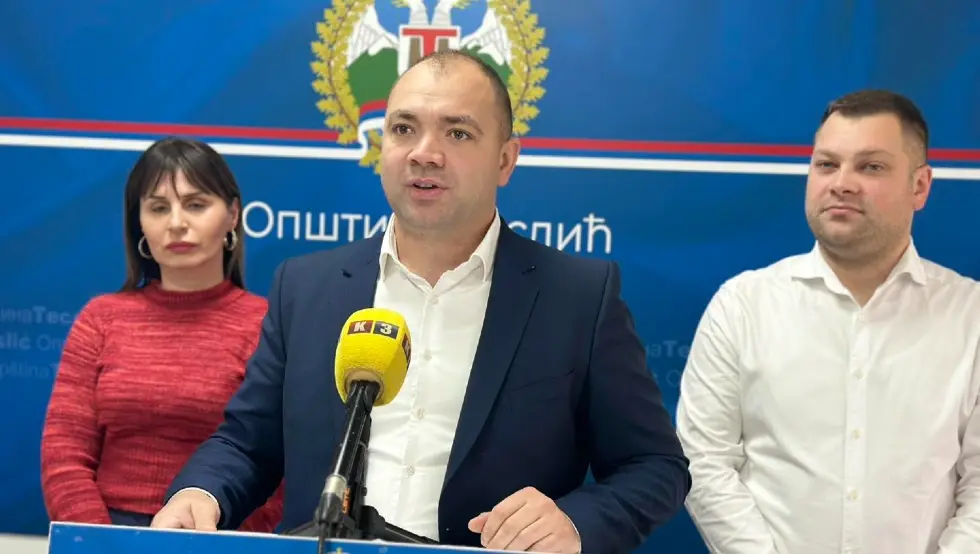 Огласила се полиција о експлозији испред куће Славена Јелића у Теслићу