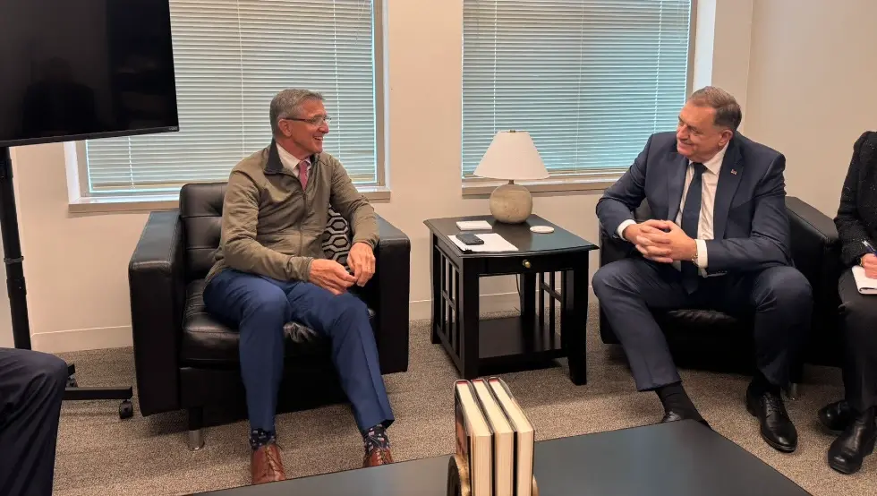 Додик и генерал Флин