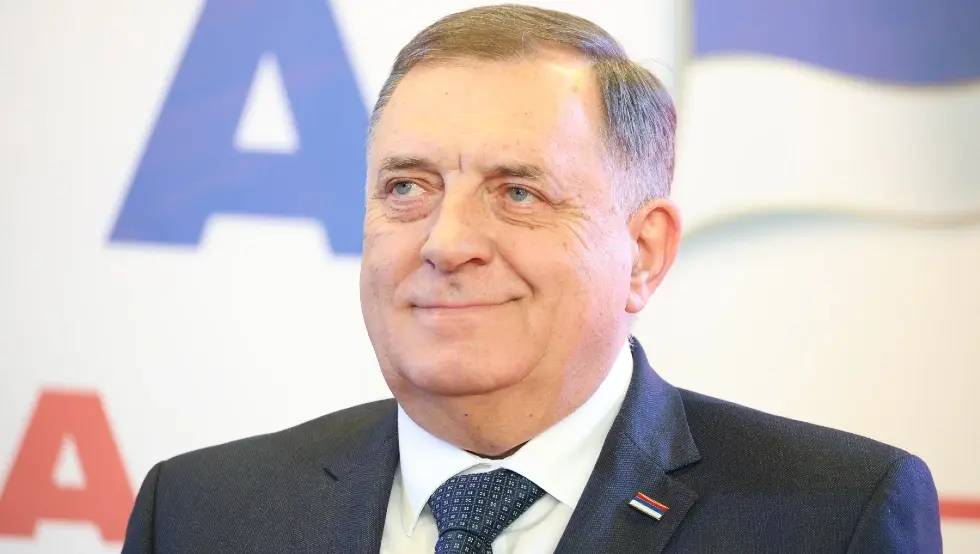 Милорад Додик