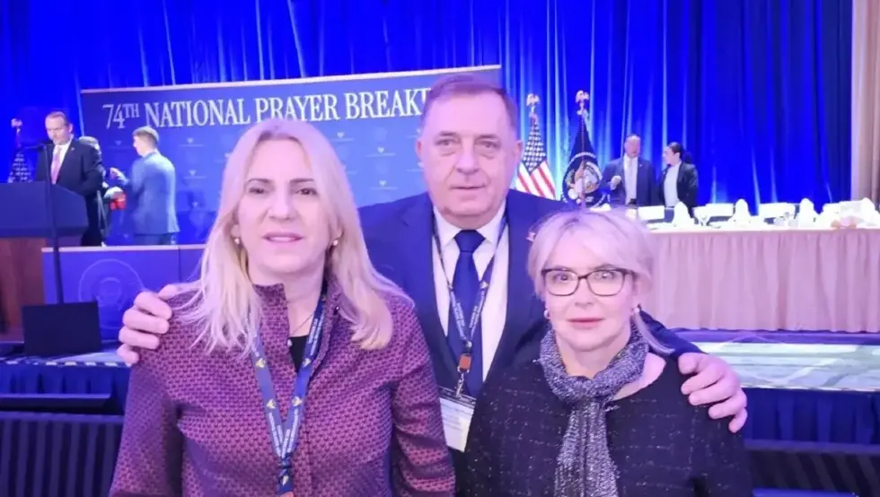 Додик, Цвијановић и Тришић Бабић на молитвеном доручку у САД