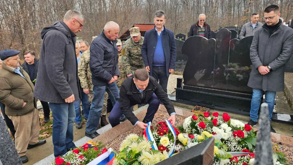 Милан Јовић