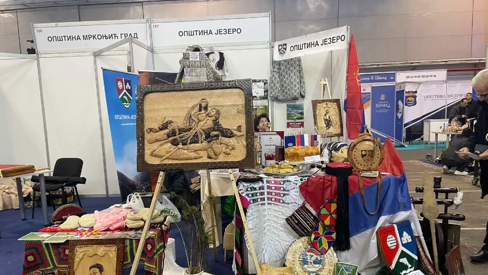 Језеро, Мркоњић град и Рибник