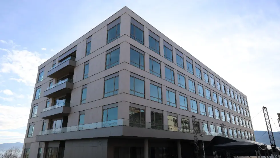 (ФОТО/ВИДЕО) Погледајте како изгледа нови објекат за онкологију и хематологију УКЦ-а Српске