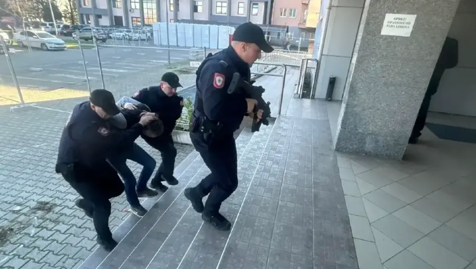 Добојлија с потјернице спроведен у тужилаштво