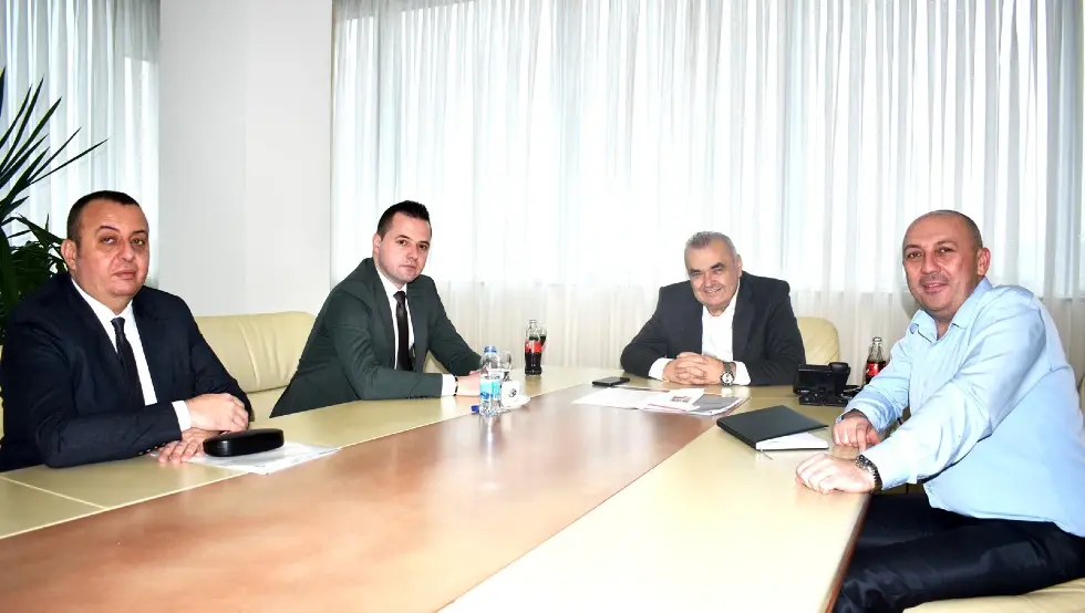 Стевановић разговарао са Вукадиновићем