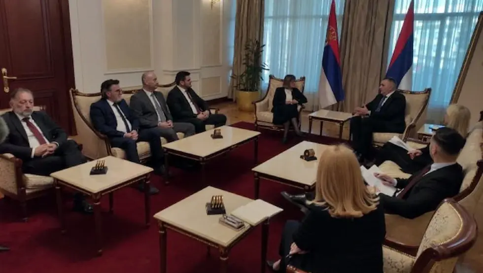 Састанак Минића и Гојковићеве: Одлична сарадња са Војводином, проширићемо је и у економским везама