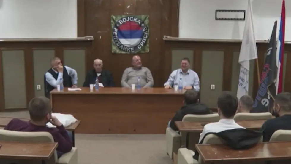 Приједор: Одржана јавна трибина са учесницима Одбрамбено-отаџбинског рата