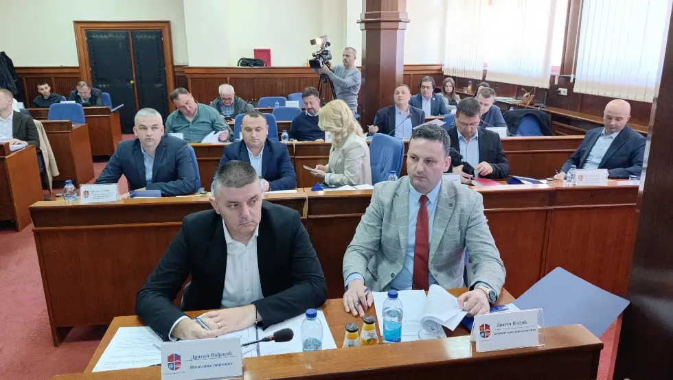 Мркоњић град скупштина