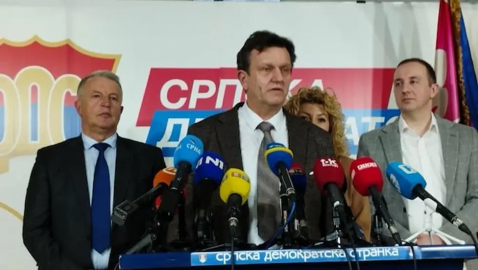 СДС признао пораз, обратио се Блануша