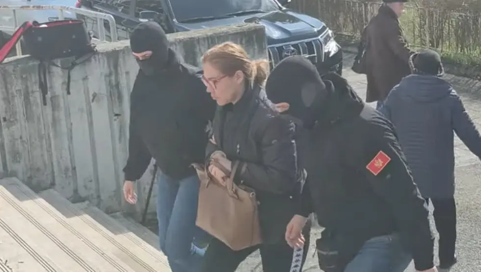 (ВИДЕО) Ухапшена бивша министарка Весна Братић!