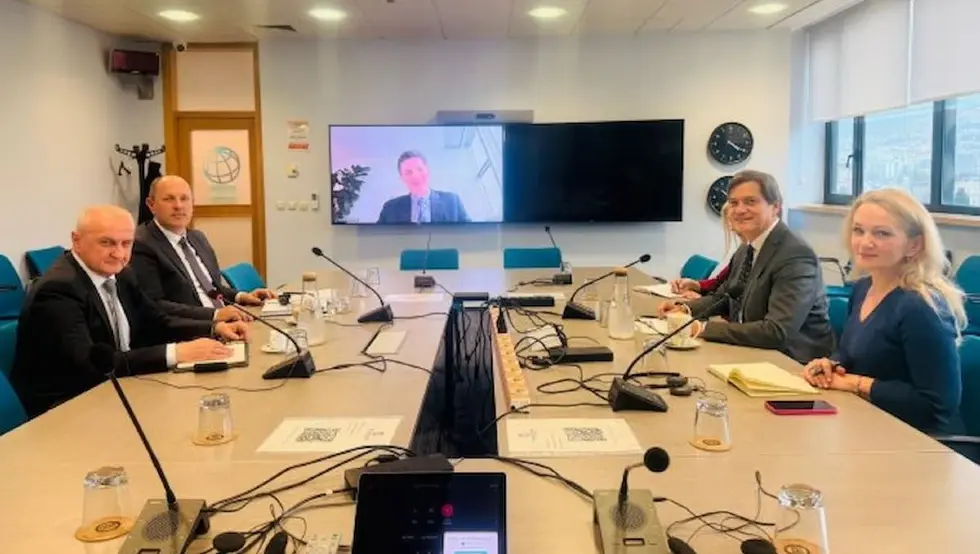 Ђокић са Шелдоном: О изградњи малих соларних постројења и реконструкцији дистрибутивне мреже