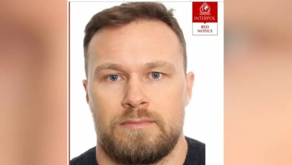 На потјерницама Еуропола и Интерпола шест фотографија Звицера