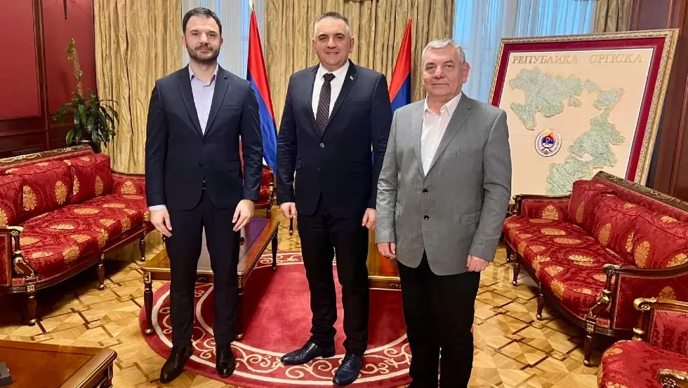 Јавор са Минићем и Павичићем: Разматрани модели о откупу рибњака „Саничани“