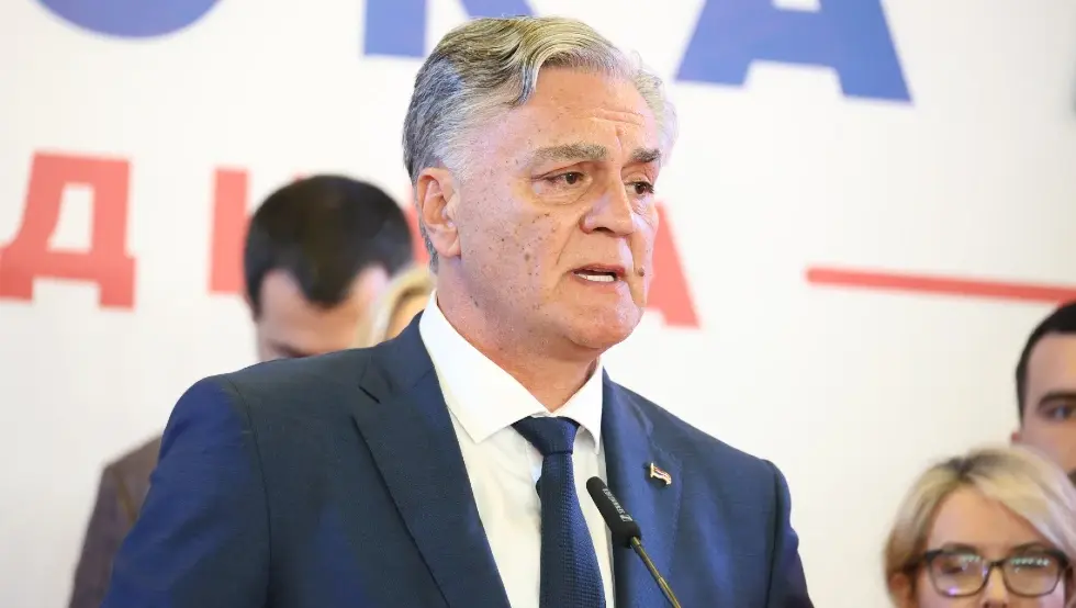 Синиша Каран