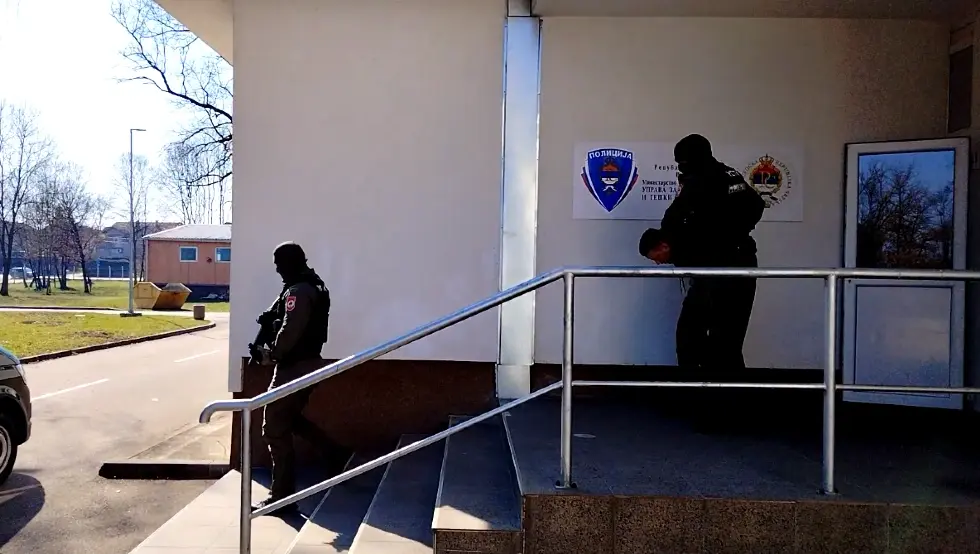 (ВИДЕО) Глигорића спроводе у Суд БиХ ради екстрадиције
