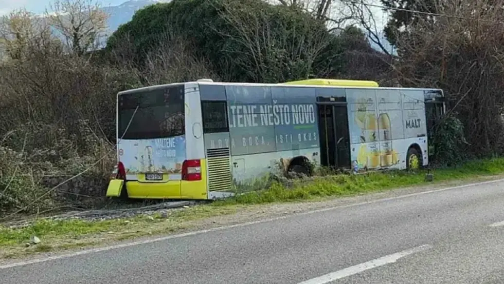 Слетио аутобус код Мостара