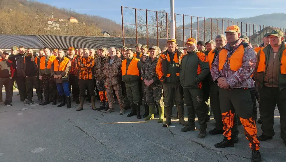 Милићи хајка на вука