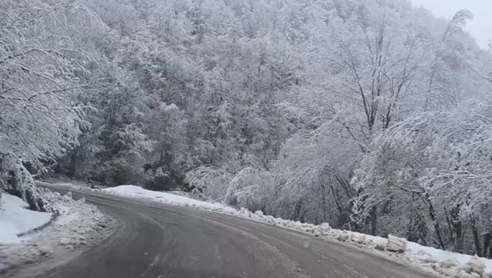 Снијег замео Херцеговину, отежано одвијање саобраћаја