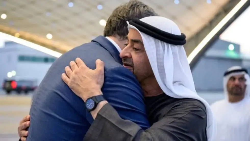 Вучић у изненадној посјети УАЕ, састао се са Ал Нахјаном