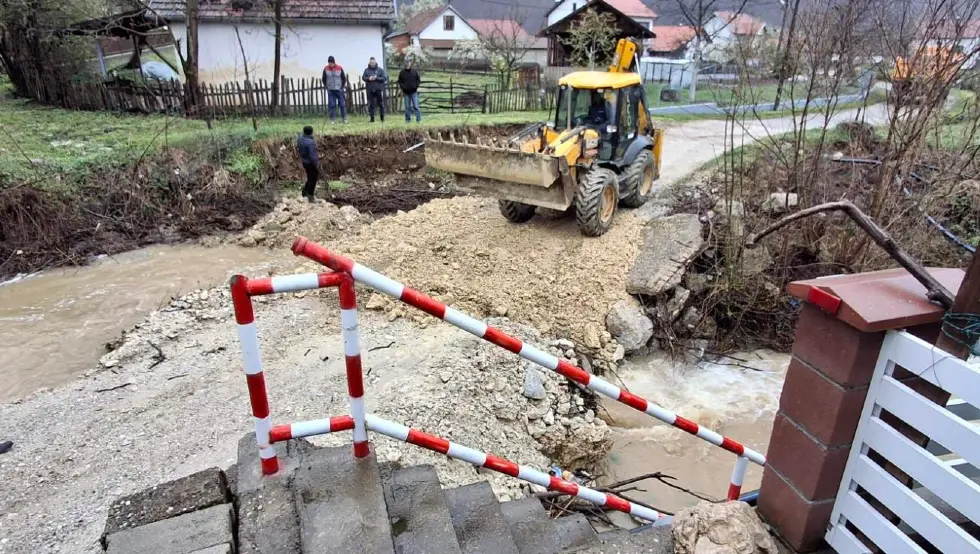 Угљевик поплаве