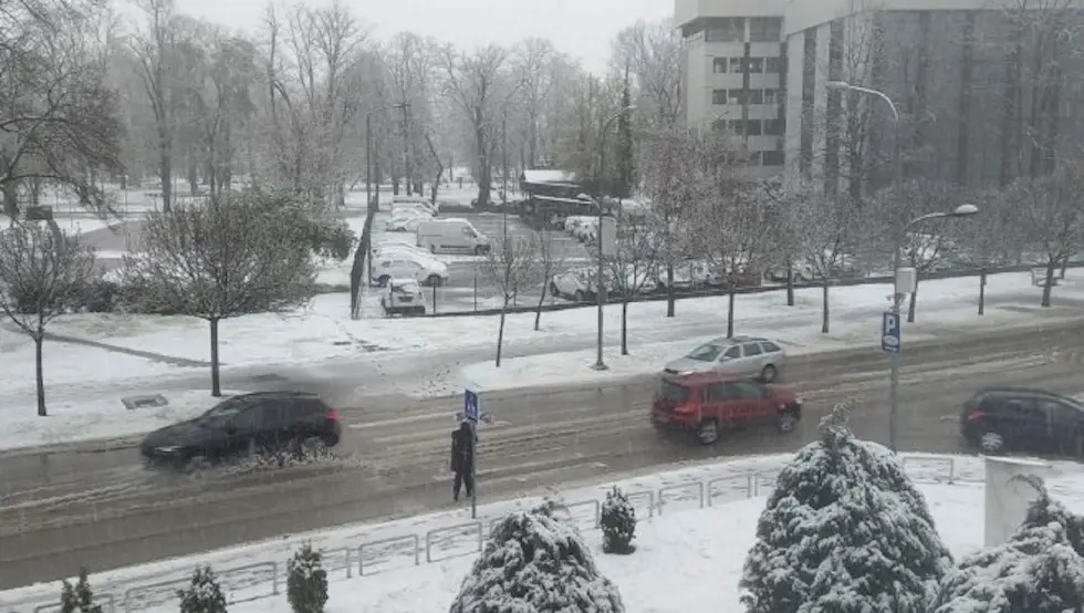 Бањалуку прекрио снијег