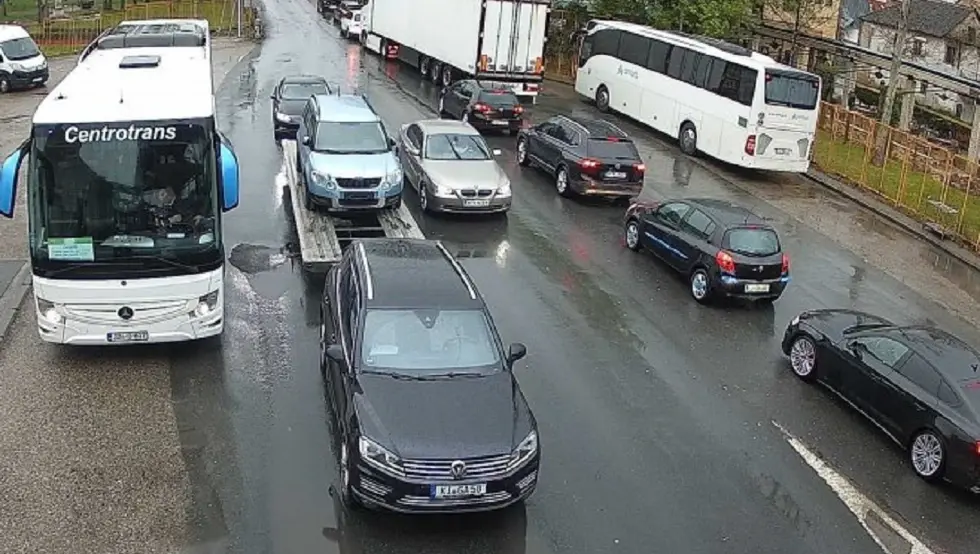 Дуга чекања на прелазима на сјеверу