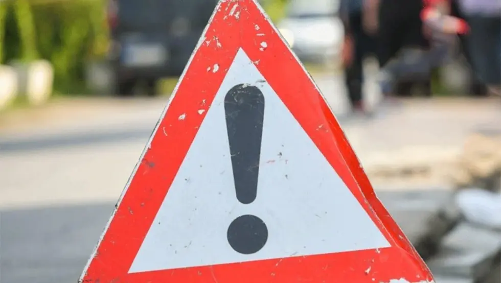 Због већег одрона обустављен саобраћај на магистралном путу Јајце-Црна Ријека