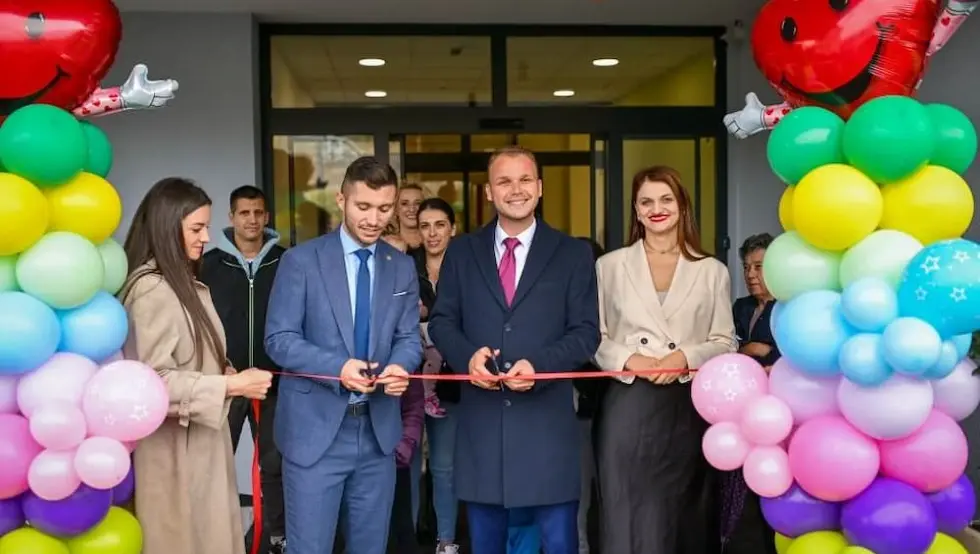 Станивуковић најавио отварање два вртића која је већ отворио у октобру 2024. године