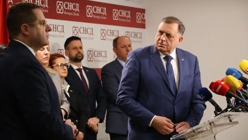 Милорад Додик