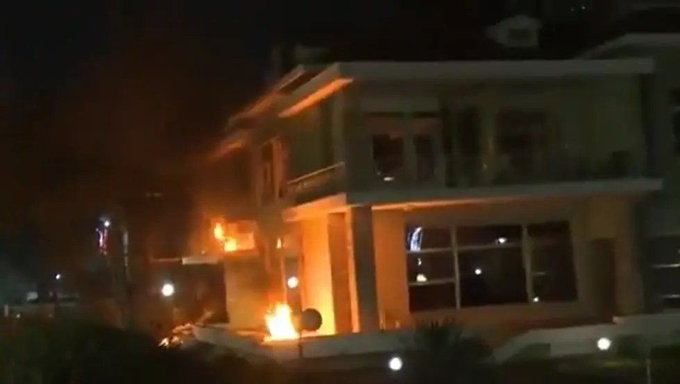 Нереди Тирана