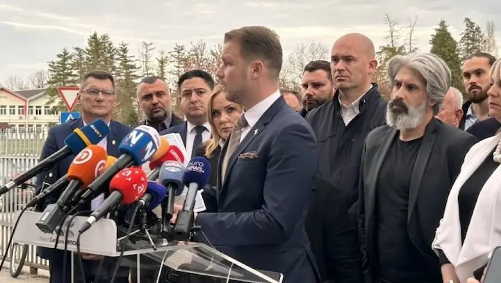 Станивуковић: Показивање силе и моћи, крив сам што сам Србин и православац