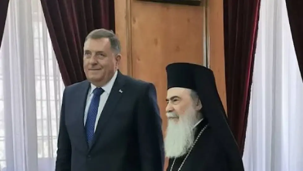 Додик разговарао са Теофилом III