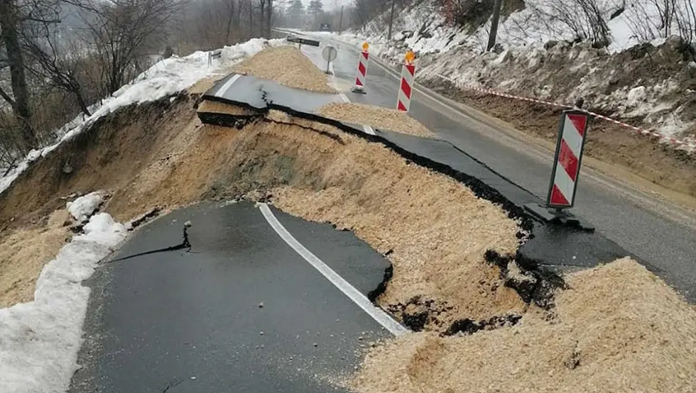 Пут Бањ брдо код Тузле