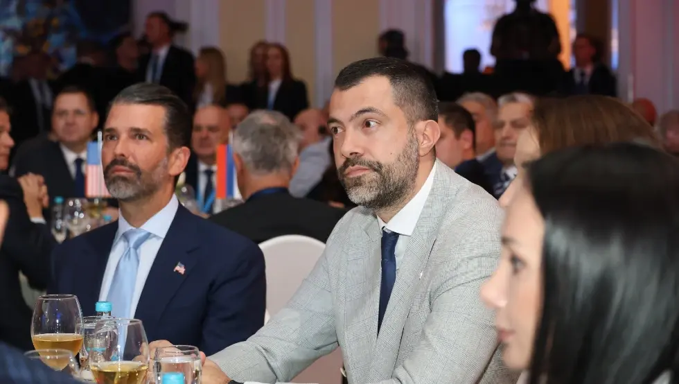 Трамп Јуниор и Додик Игор