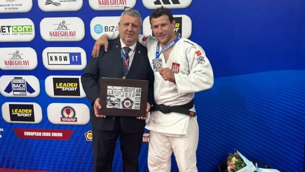 Немања Мајдов