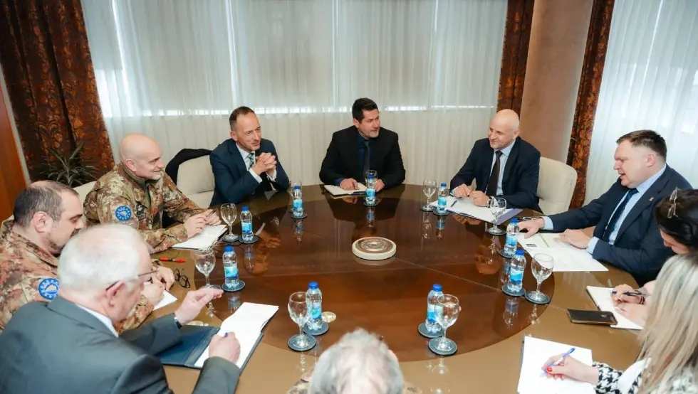 будимир кострешевић са командантном еуфора