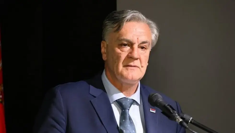 Синиша Каран